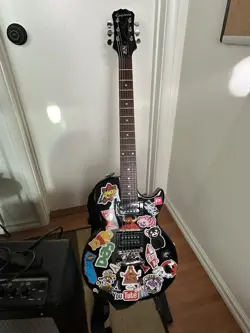 EPIPHONE LES PAUL CUSTOM ELECTRIC GUITAR 6-STRING SOLID + FENDER AMPLIFIER