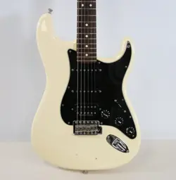 2015 FENDER 60TH