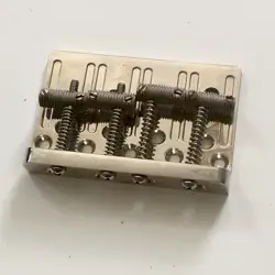 ELECTRIC BASS GUITAR FENDER? PRECISION BASS BRIDGE PLATE CHROME THREADED SADDLES