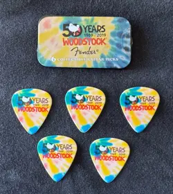 FENDER WOODSTOCK 50TH ANNIVERSARY GUITAR PICKS 5 TOTAL