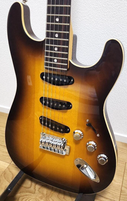 FENDER JAPAN AERODYNE SPECIAL STRATOCASTER GUITAR SUNBURST MADE IN JAPAN
