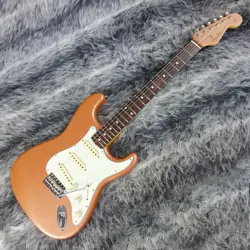 STRATOCASTER BURGUNDY