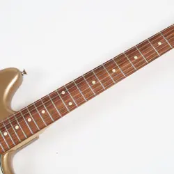 FENDER PLAYER MUSTANG