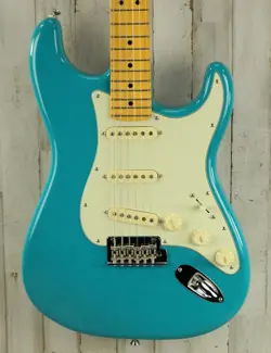 II STRATOCASTER 005