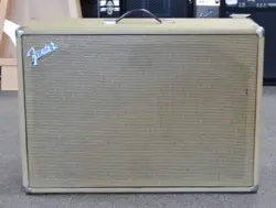 FENDER � BASSMAN 2�12 GUITAR/BASS CABINET � USED