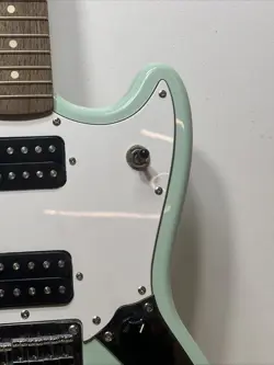 STRING ELECTRIC GUITAR