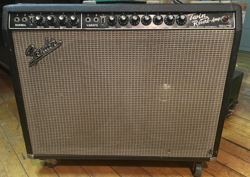 FENDER TWIN
