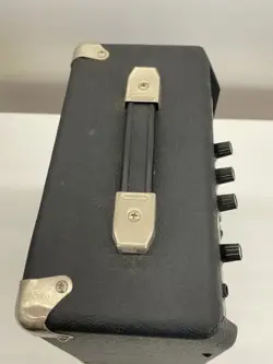 GUITAR COMBO AMP