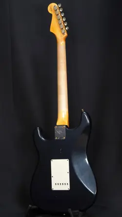 STRATOCASTER JOURNEYMAN RELIC