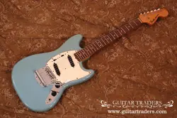 FENDER 1967 MUSTANG