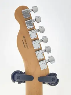 GUITAR PLAYER TELE