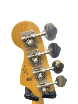 FENDER ELECTRIC BASS