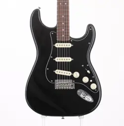 FENDER DELUXE STRATOCASTER BLACK