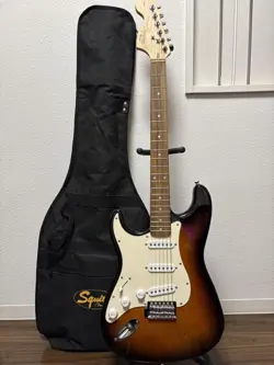 SQUIER BY FENDER STRATOCASTER LEFTY