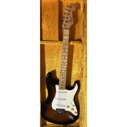 SQUIER BY FENDER VINTAGE MODIFIED