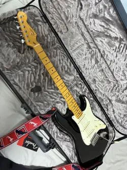 AMEPROII STRATOCASTER