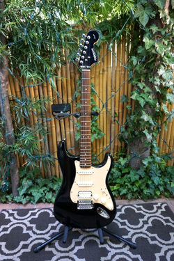 2004 FENDER STARCASTER STRAT ELECTRIC GUITAR W/GIG BAG *EXC!* MADE IN INDONESIA!