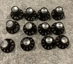KNOB SET LOT