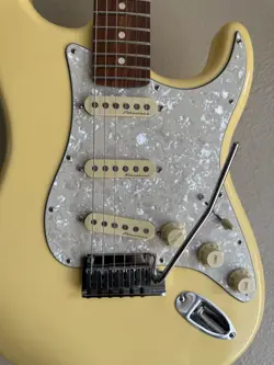 PLAYER SERIES STRATOCASTER