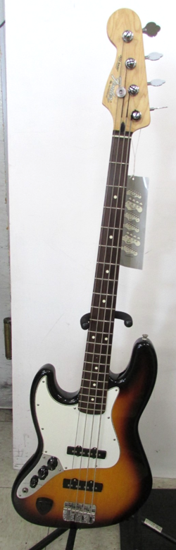 2006 FENDER JAZZ