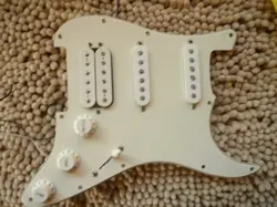 STANDARD STRATOCASTER HSS