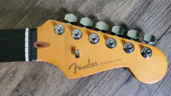TUNERS EBONY STRAT
