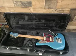 2022 FENDER VINTERA  60S JAGUAR   OCEAN TURQUOISE WITH HARD SHELL CASE