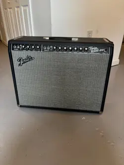 FENDER '65 TWIN REVERB GUITAR AMPLIFIER 85 WATTS, 120V