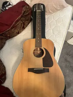 FENDER 12 STRING ACOUSTIC GUITAR USED