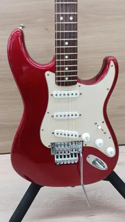 FENDER STRATOCASTER MEXICO/JAPAN