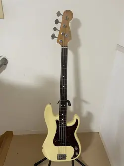 FENDER AMERICAN VINTAGE PRECISION BASS V SERIAL