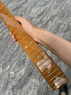 GUITAR NECK