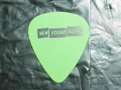 NEW FOUND GLORY BAND LOGO & 2003 CONCERT CIVIC TOUR GREEN FENDER GUITAR PICK