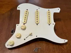 FENDER CUSTOM SHOP DESIGNED AMERICAN VINTAGE 57/62 STRATOCASTER PICKUPS LOADED