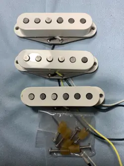 FENDER VINTERA II VINTAGE '60S STRATOCASTER PICKUP SET BRIDGE, MIDDLE, NECK