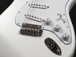 II STRATOCASTER BLANC