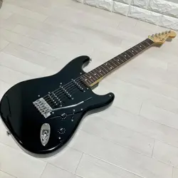 STRATOCASTER MIJ E-SERIAL