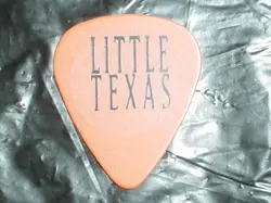 LITTLE TEXAS LOGO FENDER RARE 90'S COUNTRY BAND CONCERT TOUR ORANGE GUITAR PICK