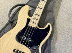 JAZZ BASS USED