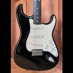 FENDER  IN JAPAN TRADITIONAL 2 60S STRATOCASTER USED ELECTRIC GUITAR  2022