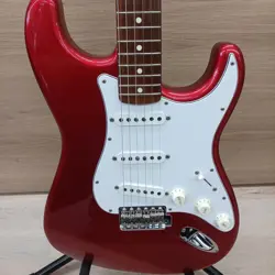 FENDER JAPAN ST62 USED ALDER BODY MAPLE NECK ROSEWOOD FINGERBOARD W/SOFT CASE