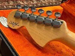 STRATOCASTER RELIC 2011