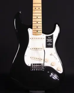 FENDER PLAYER II STRATOCASTER, MAPLE FB, BLACK