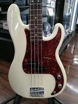 FENDER USA AMERICAN STD PRECISION BASS USED ALDERBODY ROSEWOOD FINGERBOARD WHITE