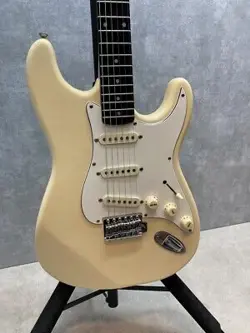 SQUIER BY FENDER MADE IN KOREA STRATOCASTER 1989