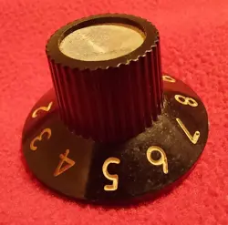 VINTAGE ORIGINAL FENDER AMP KNOBS- REAL VINTAGE PARTS, NOT REISSUE 