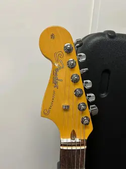 II JAZZMASTER LEFT-HANDED