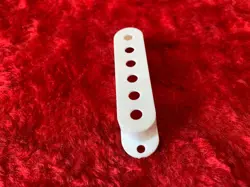 STRATOCASTER NYLON PICKUP