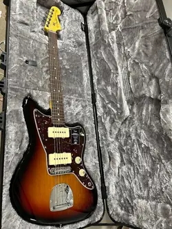 JAZZMASTER WITH ROSEWOOD