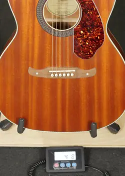 HELLCAT ACOUSTIC/ELECTRIC